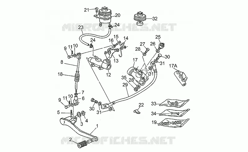 Rear master cylinder