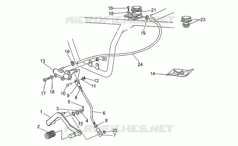Rear master cylinder