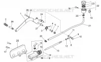Rear master cylinder