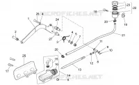 Rear master cylinder