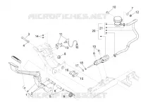 Rear master cylinder