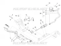 Rear master cylinder
