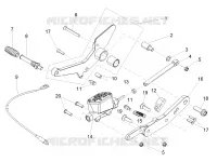 Rear master cylinder